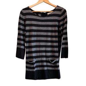 Ann Taylor LOFT Black & Gray Striped Top – Size M